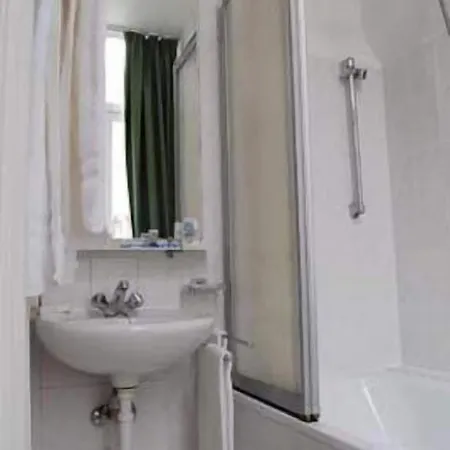 Botaniek Hotel 3*