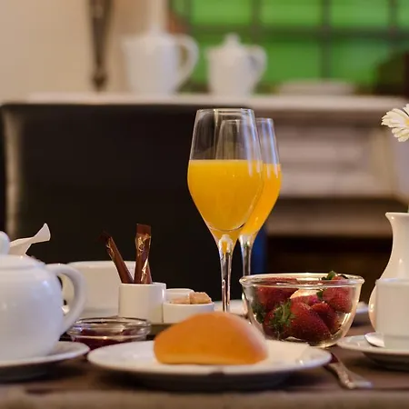 Botaniek Hotel 3*